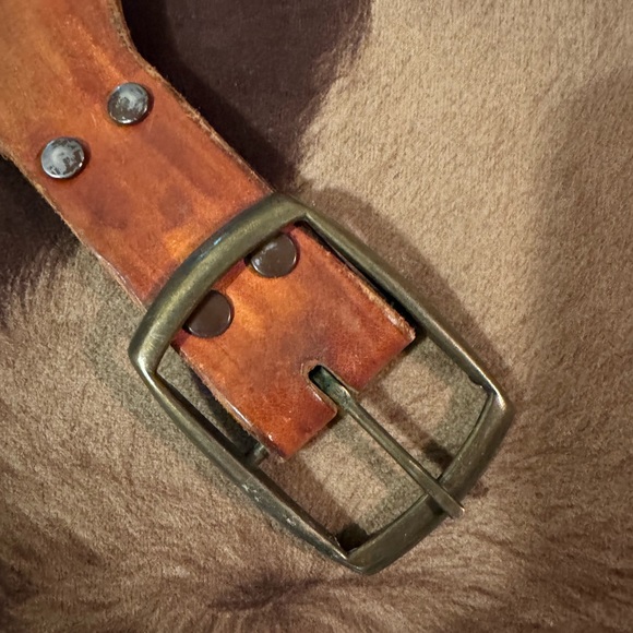 VTG Leather Bullet/Ammo Belt with brass rivets & brass removable belt buckle - Picture 3 of 14